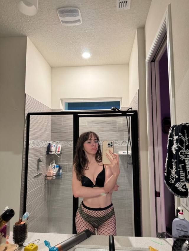 ESCORT Margret AVAILABILE FOR NEAR BY HOOKUP 💦AND ALSO SELL PARTY FAVOR💫✨💥✨🍑🍆🍒TEXT ME ON MY CELLPHONE NUMBER +1 431-813-4278 - Image 2